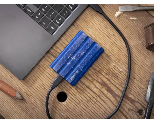 SAMSUNG Portable T7 Shield 2TB bež eksterni SSD MU-PE2T0K 