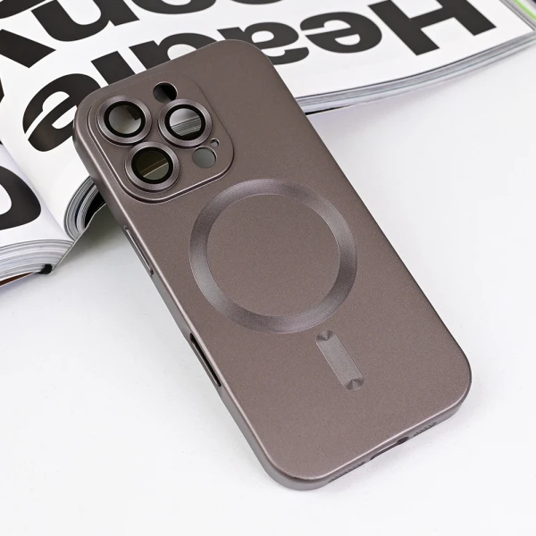 Torbica Magsafe Chrome za iPhone 16 Pro 6.3 siva