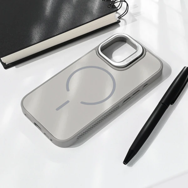 Torbica Magsafe Matte Shield za iPhone 17 6.3 siva