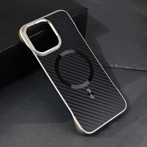 Torbica Magsafe Carbon za iPhone 15 Pro Max 6.7 crna