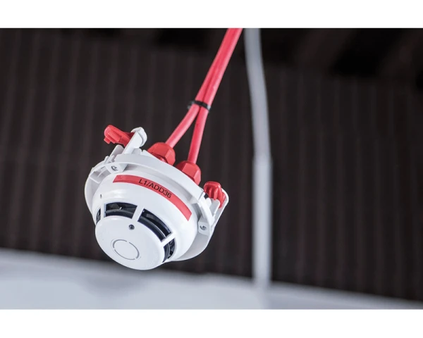 https://mobilgadget.rs/images/products/big/140931.webp
