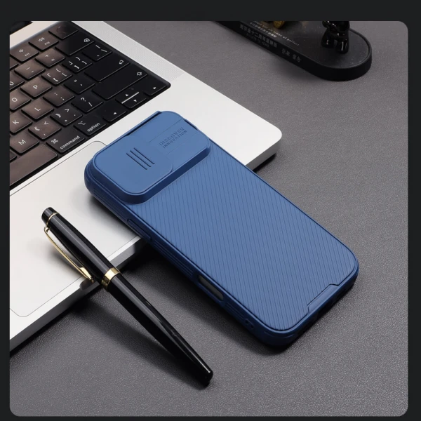 Torbica Nillkin CamShield Pro za iPhone 16 Pro 6.3 plava
