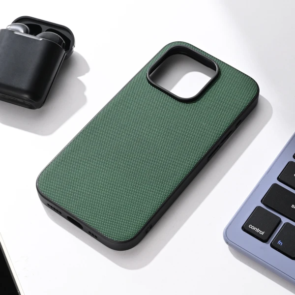 Torbica Teracell Scrub za iPhone 16 Pro 6.3 tamno zelena