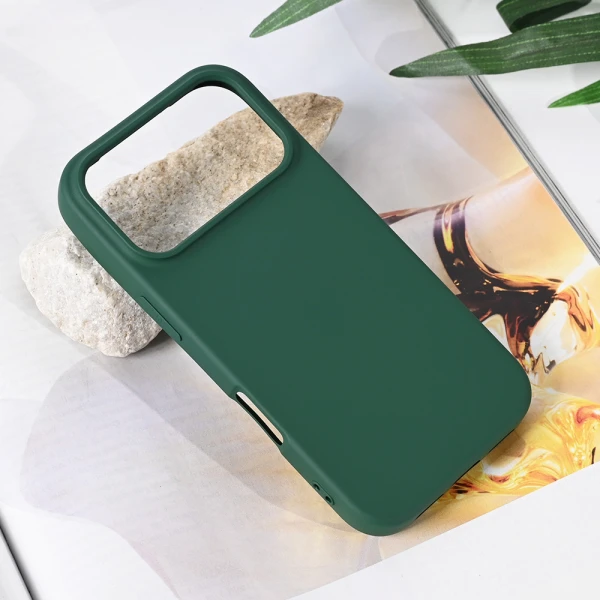 Torbica Teracell Soft Velvet za iPhone 17 Pro 6.3 tamno zelena