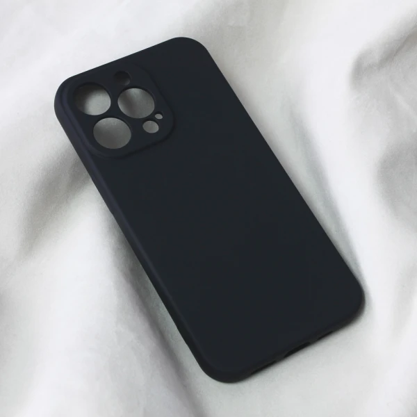 Torbica Teracell Soft Velvet za iPhone 13 Pro 6.1 crna