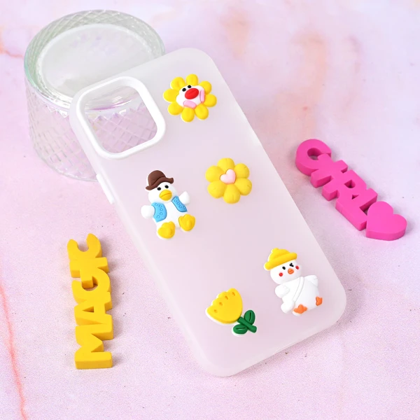 Torbica Cute za iPhone 12 6.1 bela