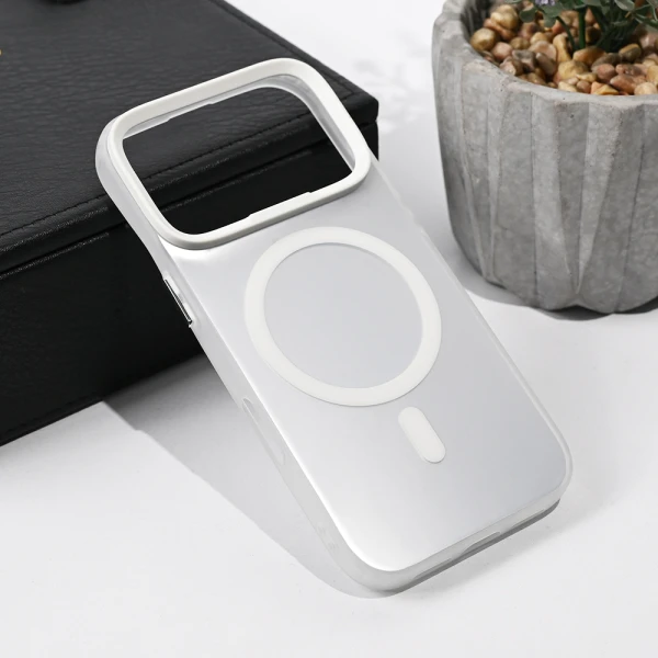 Torbica Magsafe Clear za iPhone 17 Pro 6.3 srebrna