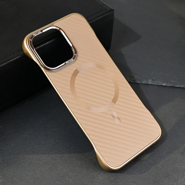 Torbica Magsafe Carbon za iPhone 15 Pro Max 6.7 braon