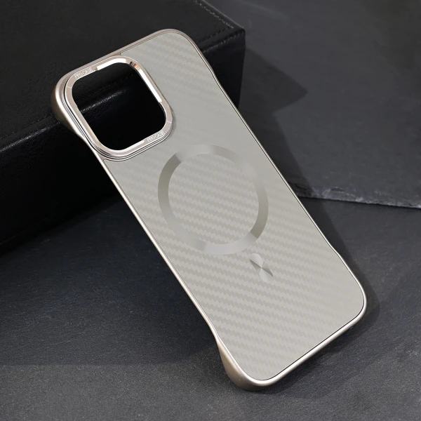 Torbica Magsafe Carbon za iPhone 16 Pro Max 6.9 siva