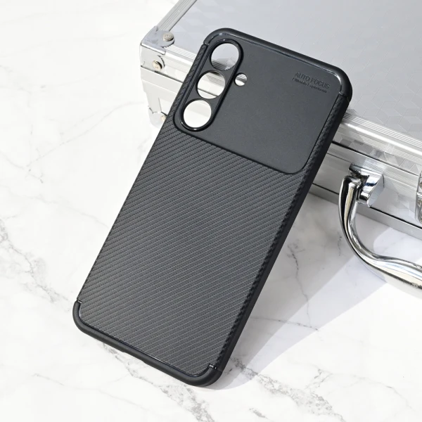 Torbica Defender Carbon za Samsung A165F Galaxy A16 crna