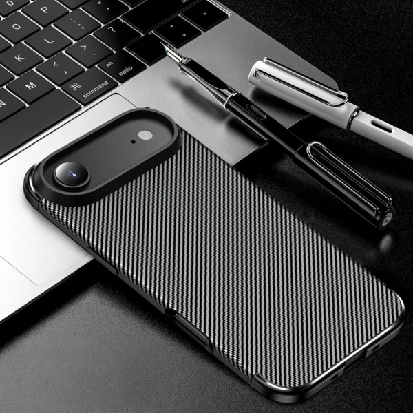 Torbica Defender Carbon za iPhone 17 Air 6.6 crna
