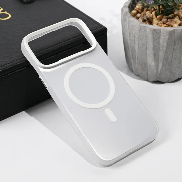 Torbica Magsafe Clear za iPhone 17 Pro Max srebrna
