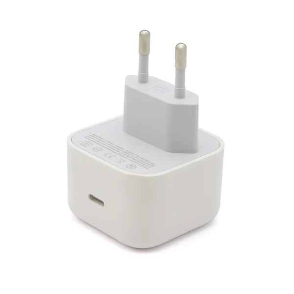 Kuciste punjaca za iphone 17/air/17 pro/17 pro max type c 40w hq belo