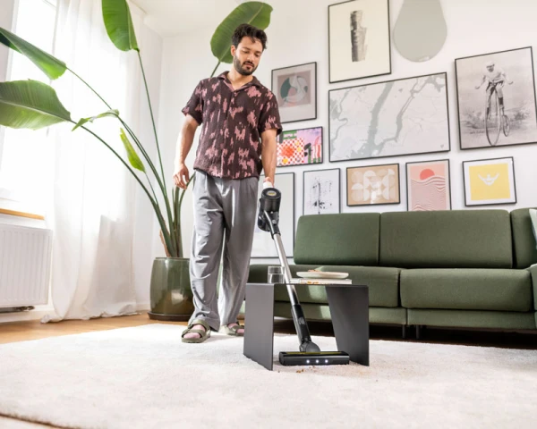 KARCHER VCS 3 Nano štapni usisivač sa posudom beli