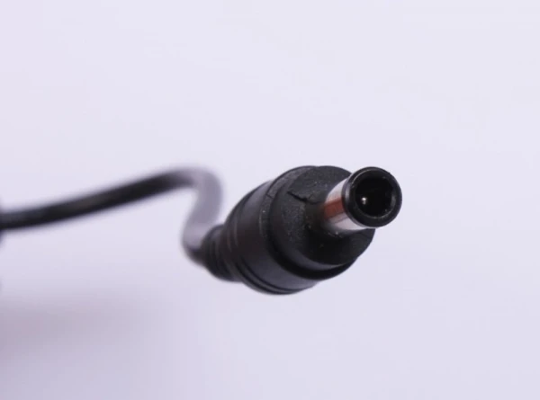 https://mobilgadget.rs/images/products/big/221935.webp