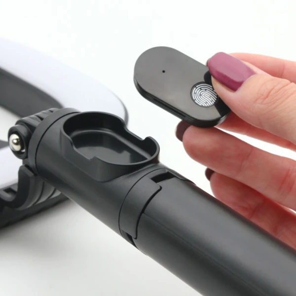 https://mobilgadget.rs/images/products/big/229384.webp