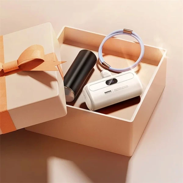 Power bank prenosiva baterija REMAX Capsule series RPP-632 2A Type C 5000mAh ljubicasta