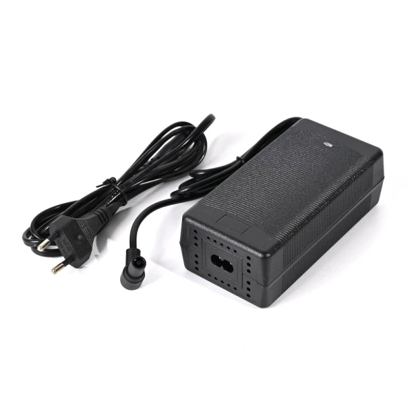 Punjac za elektricni trotinet Xiaomi M365 Mi4 Ultra/4 Pro 2nd gen 53.6V 2A