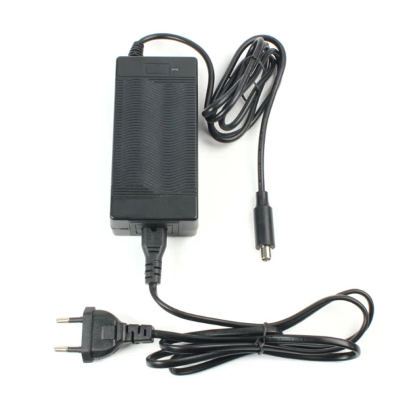 Punjac za elektricni trotinet Xiaomi M365/1s/essential/Pro1/Pro2/mi3 42V 2A
