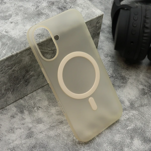 Futrola cloud magsafe za iphone 16 (6.1) zlatna