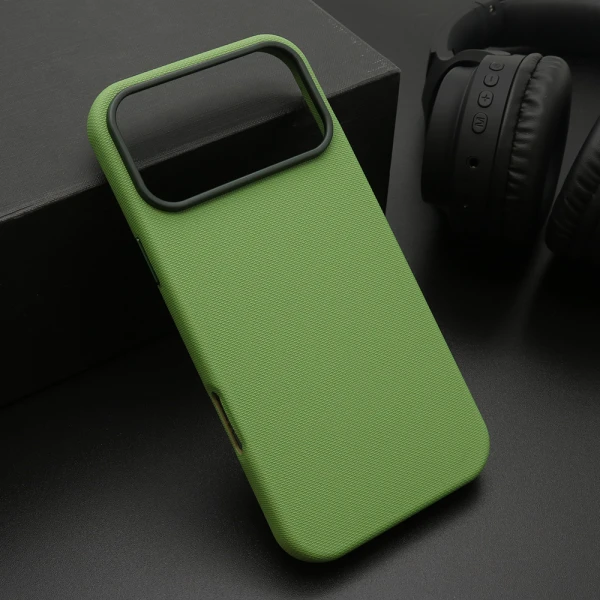 Futrola frosted shield magsafe za iphone 18 pro max (6.9) zelena