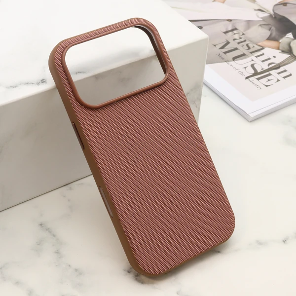 Futrola woven magsafe za iphone 17 pro (6.3) braon