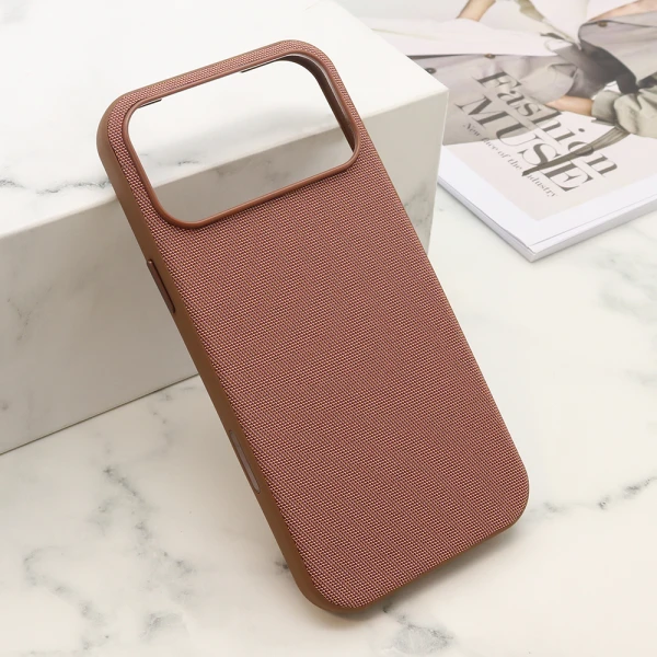 Futrola woven magsafe za iphone 17 pro max (6.9) braon