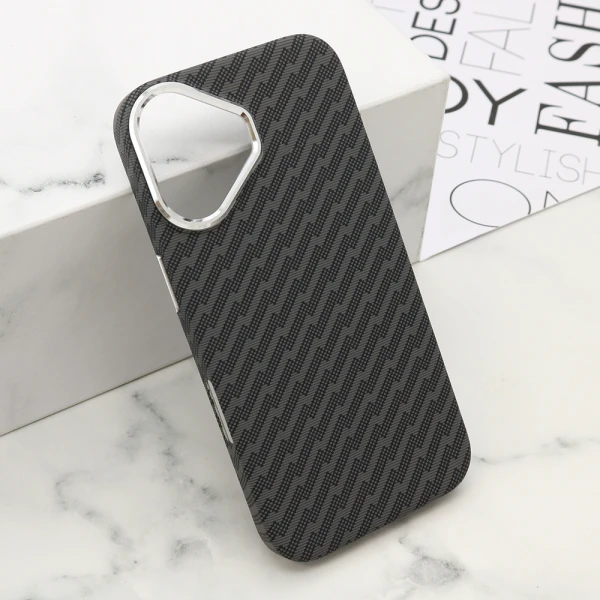 Futrola urbanmesh magsafe za iphone 16 (6.1) dz01