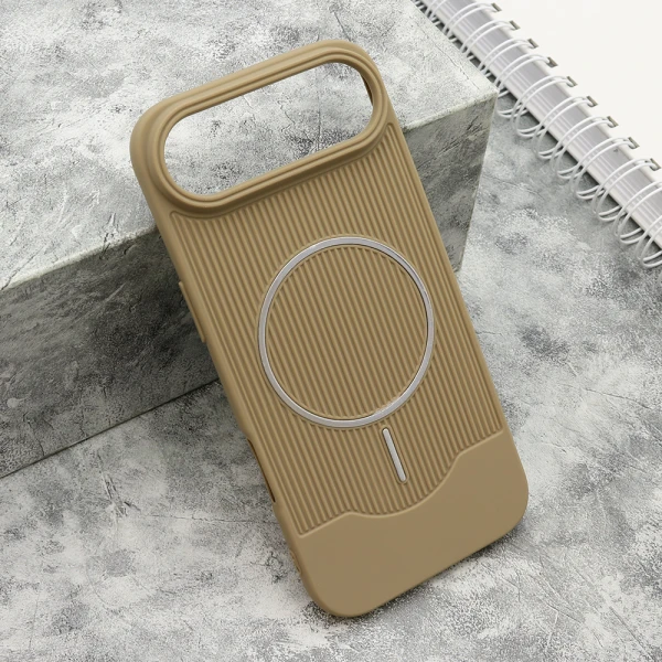 Futrola urban edge magsafe za iphone air (6.6) bez