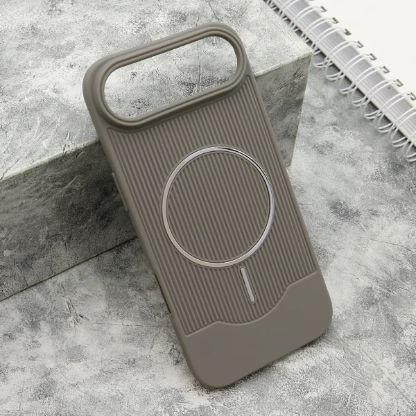 Futrola urban edge magsafe za iphone air (6.6) siva
