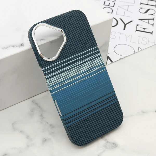 Futrola urbanmesh magsafe za iphone 16 (6.1) dz04
