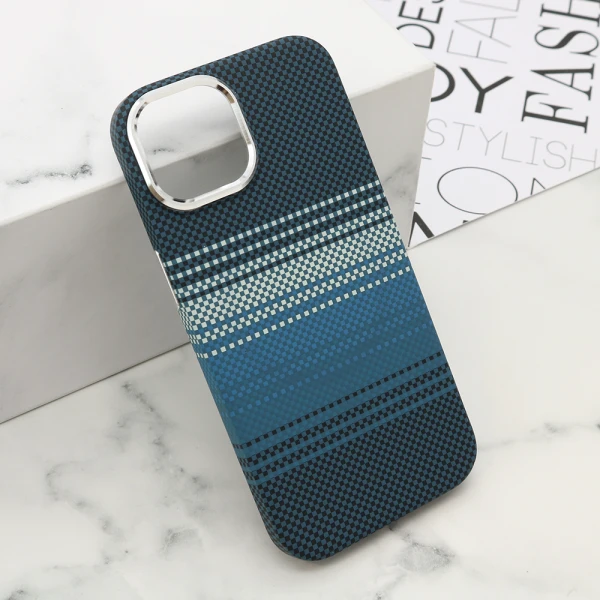Futrola urbanmesh magsafe za iphone 15 (6.1) dz04