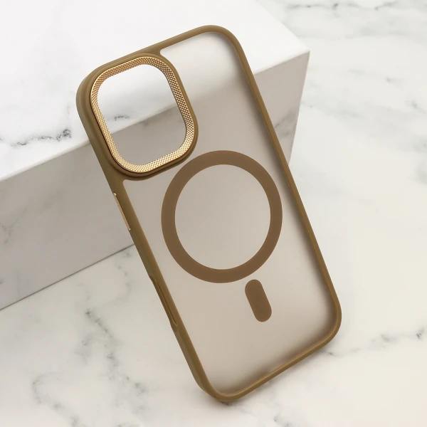 Futrola silky magsafe ii za iphone 17 (6.3) zlatna