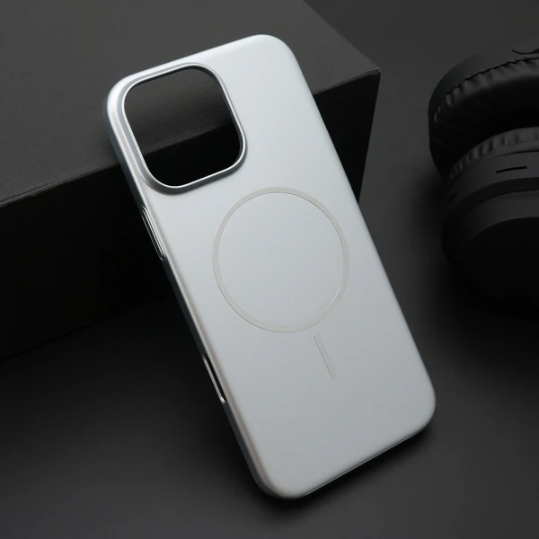 Futrola pure matte magsafe za iphone 16 pro max (6.9) srebrna