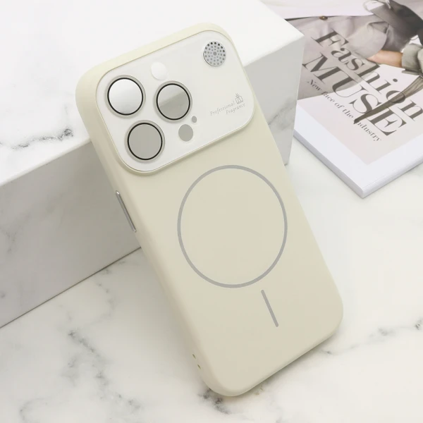 Futrola pastel dreams magsafe za iphone 15 pro (6.1) bela