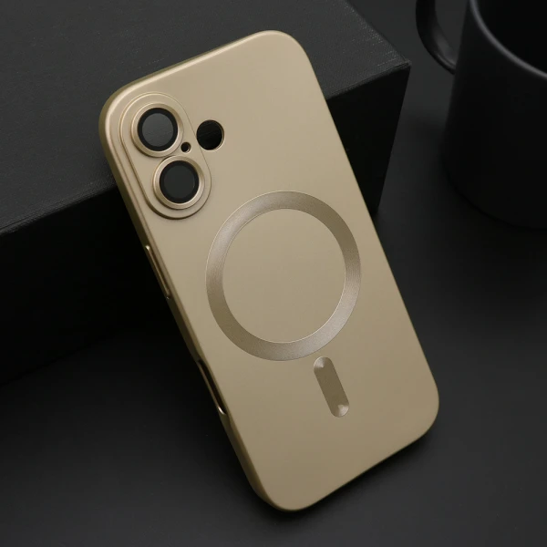 Futrola elegant magsafe za iphone 17 (6.3) zlatna