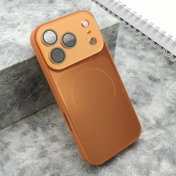 Futrola color metal magsafe ii za iphone 17 pro (6.3) narandzasta