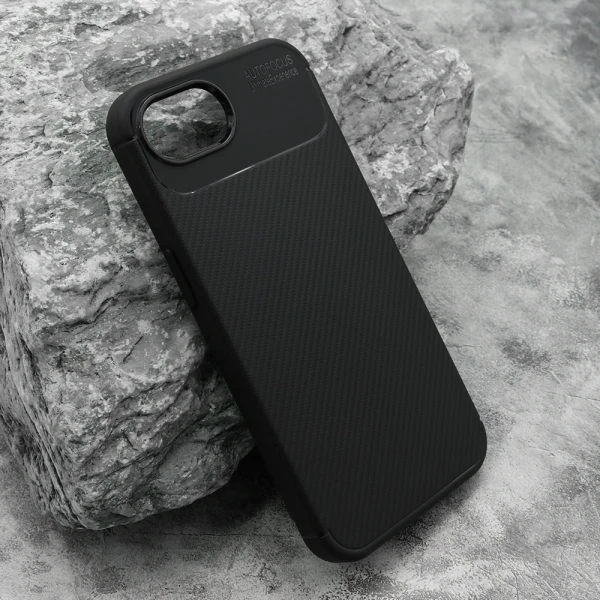 Futrola carbon za iphone 16e/17e (6.1) crna