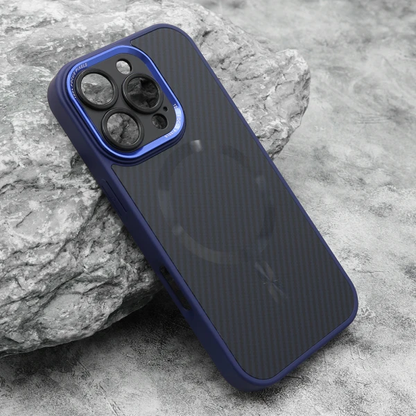 Futrola carbon magsafe za iphone 16 pro (6.3) plava (small camera)