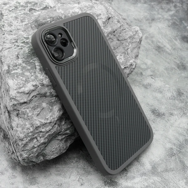 Futrola carbon magsafe za iphone 11 (6.1) siva (small camera)