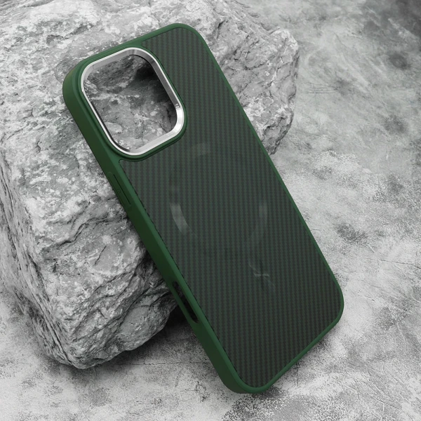 Futrola carbon magsafe za iphone 16 pro max (6.9) zelena (big camera)