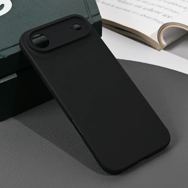 Torbica silikonska Skin za iPhone 17 Air 6.6 mat crna
