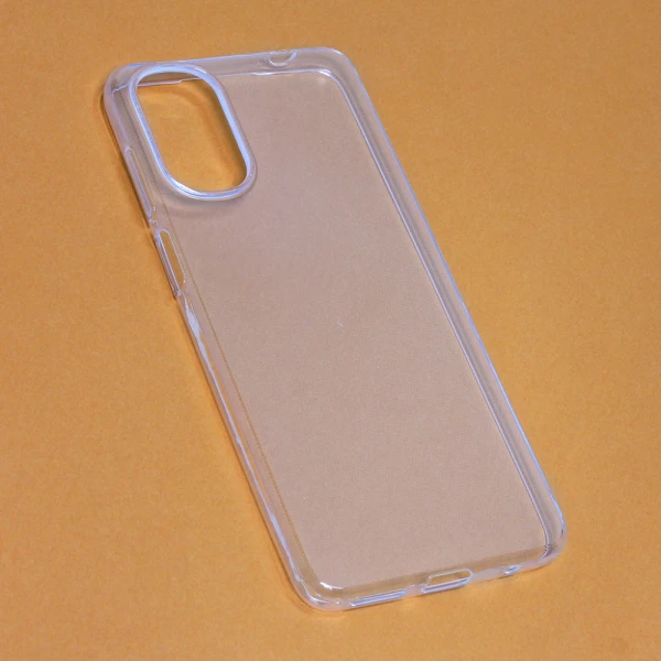 Torbica silikonska Ultra Thin za Motorola Moto G22 transparent